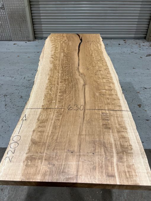 Oak #016 kiln dried and thicknessed