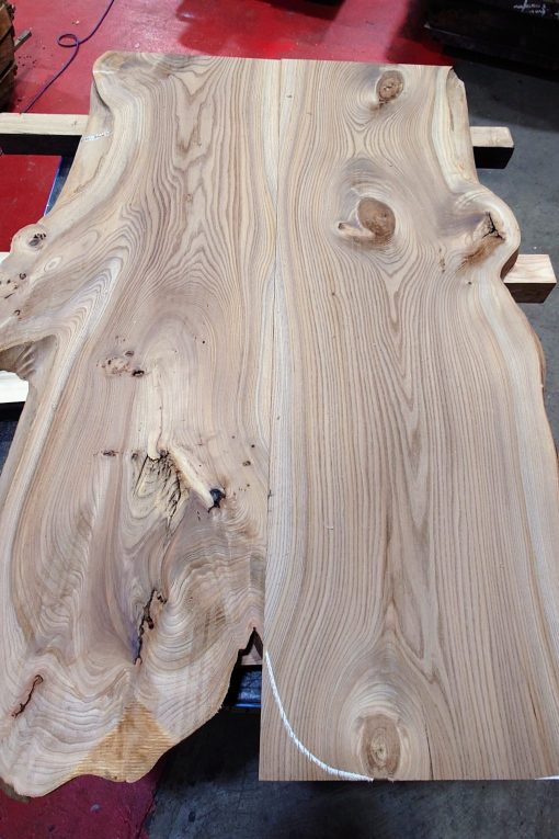 Elm Table Top 1400 x 800