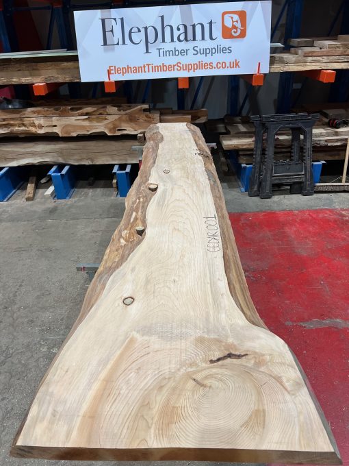 Cedar #001 kiln dried timber plank