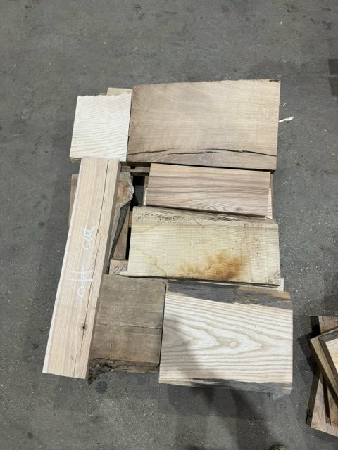 Off Cuts Pallet - 43 pieces