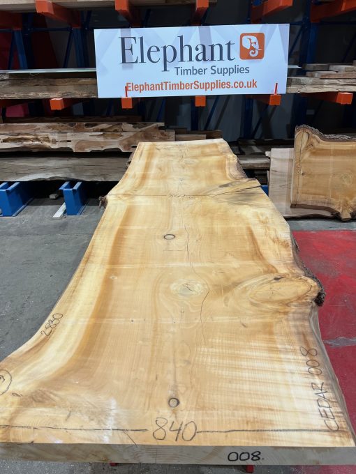 Cedar #008 kiln dried timber plank