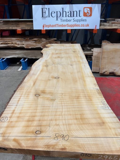 Cedar #010 kiln dried timber plank