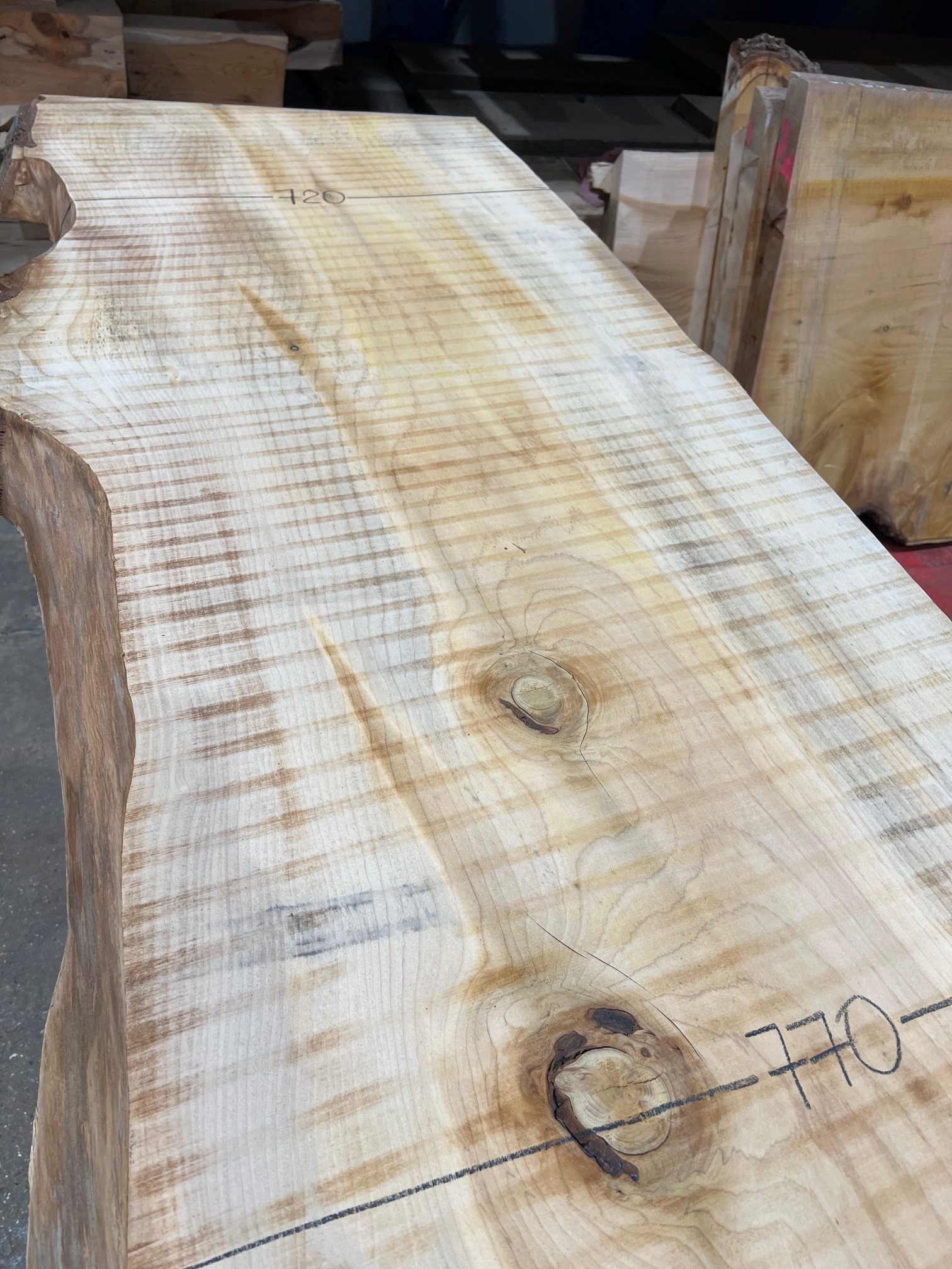 Cedar #012 kiln dried timber plank