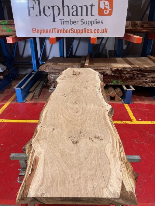 Oak #207 piece of wood. Kiln dried and planed on both sides.