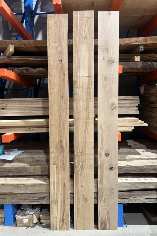 Alternative view of Square cut brown oak planks - 27mm
